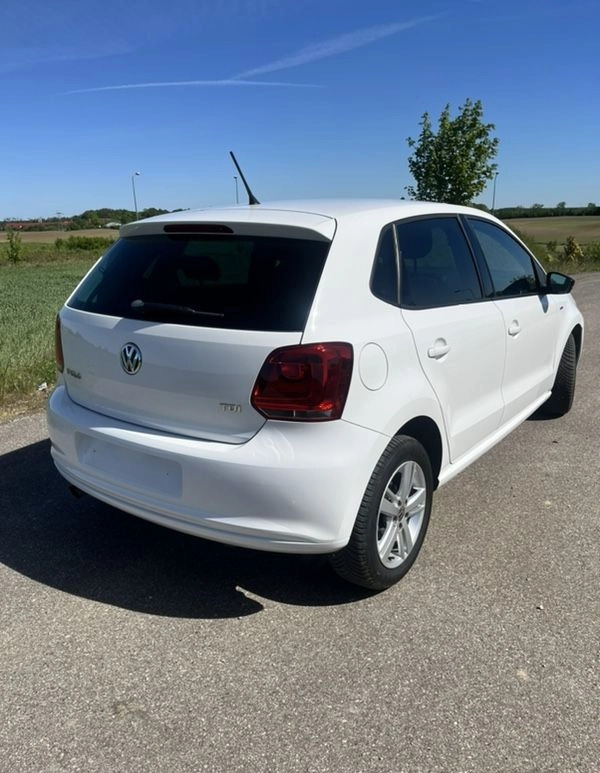 Volkswagen Polo cena 24900 przebieg: 127000, rok produkcji 2012 z Olecko małe 92